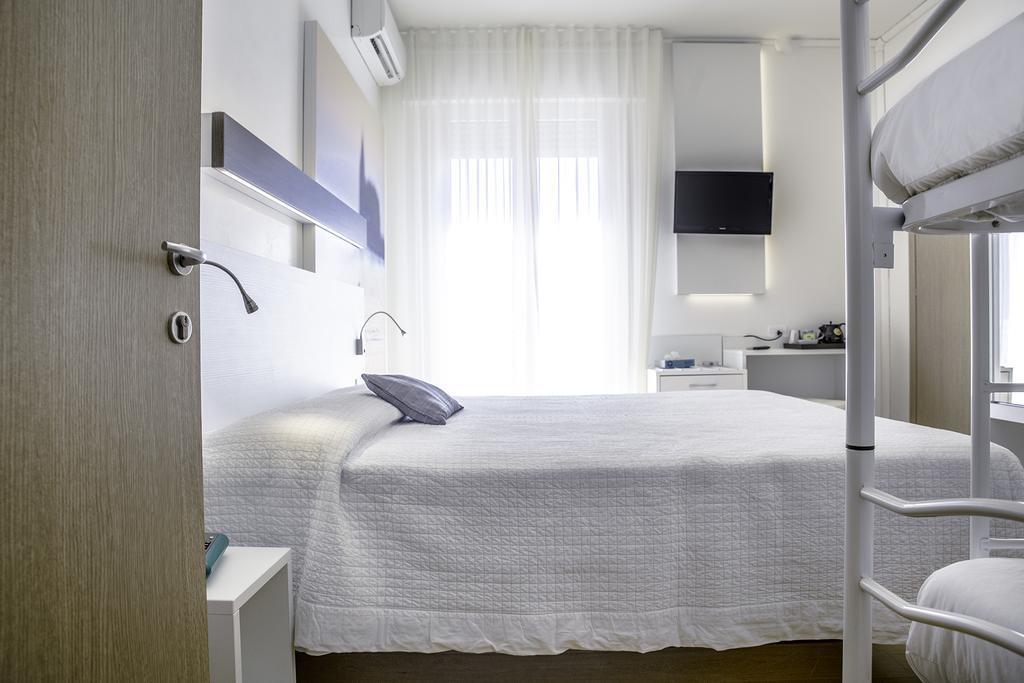 קאורלה Hotel Antoniana מראה חיצוני תמונה